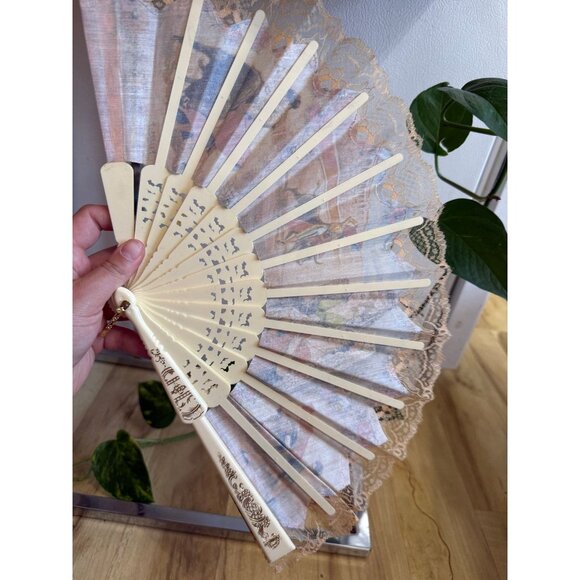 Vintage Spanish Lace Hand Fan - Picture 9 of 12